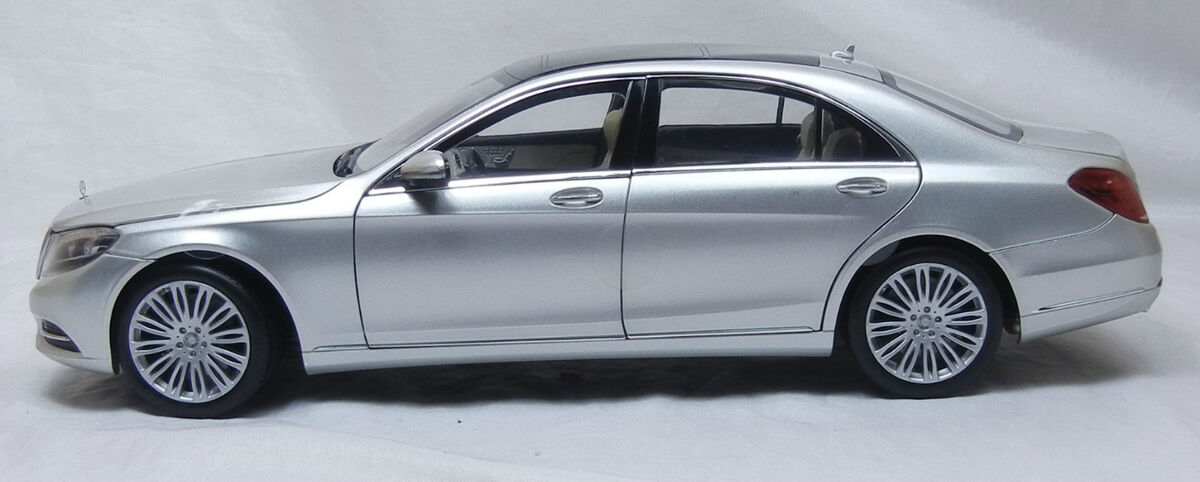 NOREV 2014 MERCEDES BENZ S CLASS (W222) SILVER 1:18 DEALER NOREV 2014 MERCEDES BENZ S CLASS (W222) SILVER 1:18 DEALER
