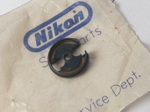 New Old Stock Rewind Knob For Nikon FM/ FM2 / FE/ FE 2 Film SLR Camera - Picture 3 of 6