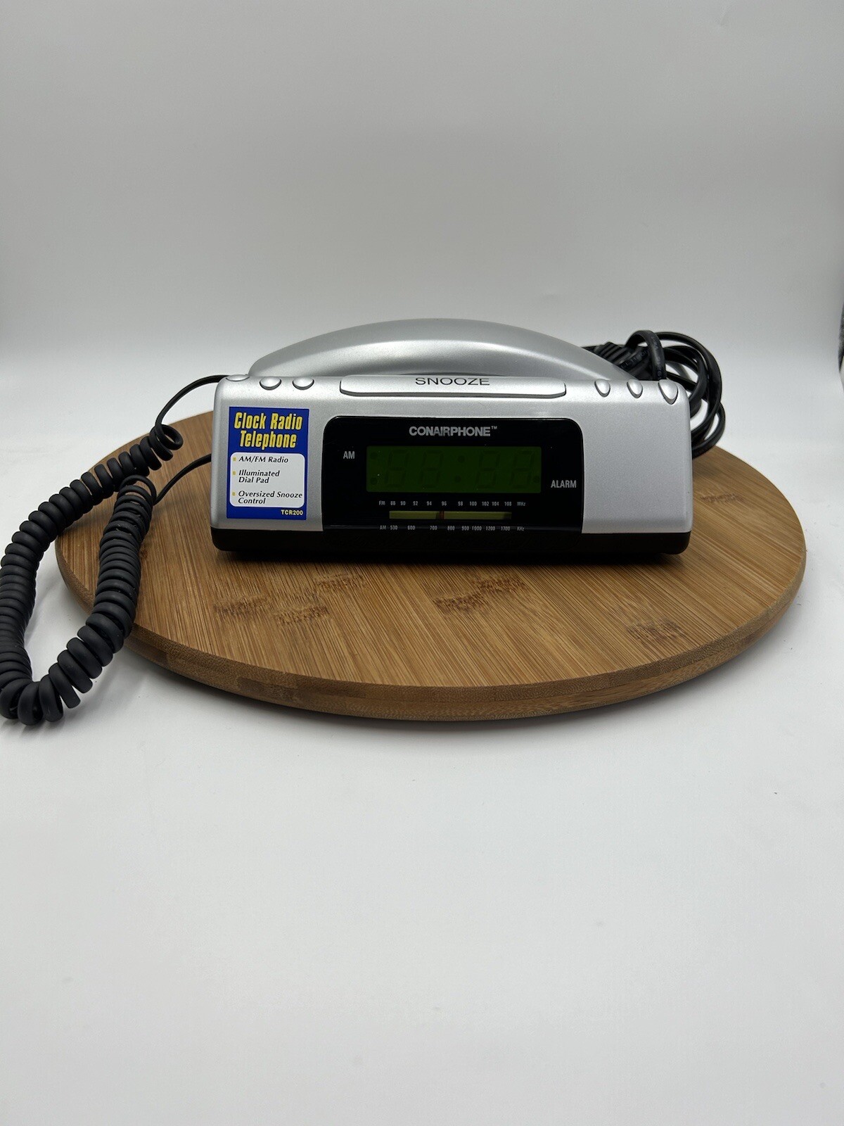 CONAIR Digital Alarm Clock AM/FM Radio Telephone Phone TCR200MS Silver