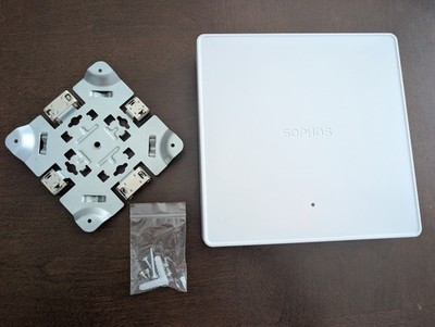 Sophos APX 530 Wireless Access Point with Mounting Bracket - Tested & Working