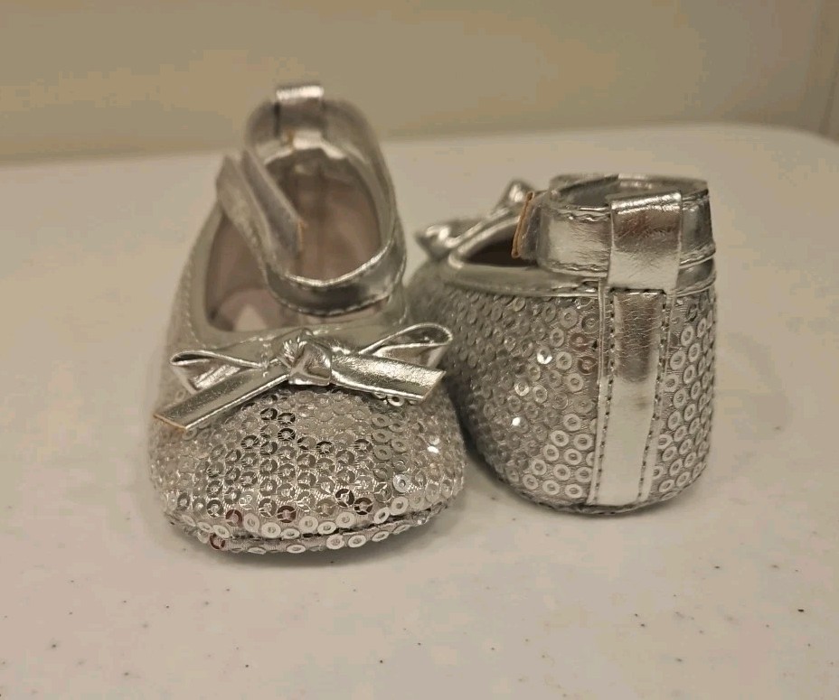 Occasion/wedding/party Silver Sequin By Guess Sz 1 (6wks-3 Mos)