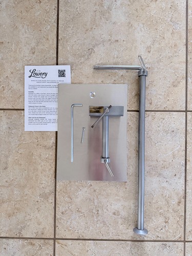Lowery Silver Gray Needlework Stand