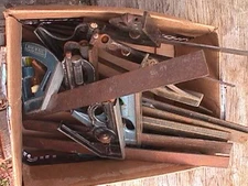 MIXED LOT Vintage RUSTY RULER BROKEN LEVEL lot RESTORE or REPURPOSE