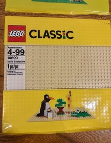 2 LEGO Classic Baseplates, Sand 10699 & Green 10700, 10&rdquo; X 10&rdquo; New Sealed!