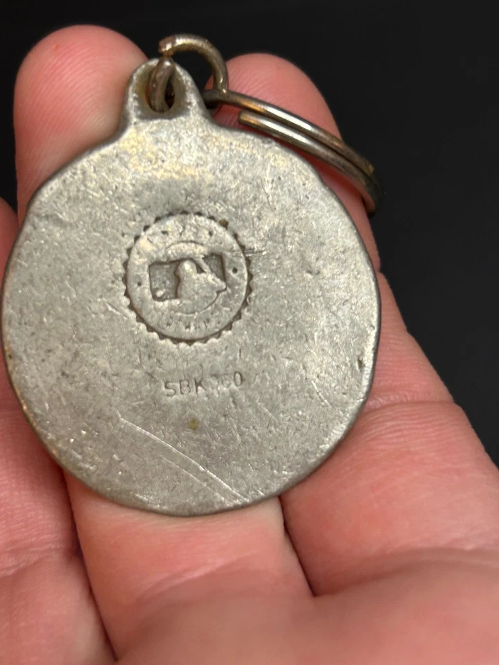 San Fransisco Giants Vintage 1993 Pewter Keychain Siskiyou - Image 4 of 4