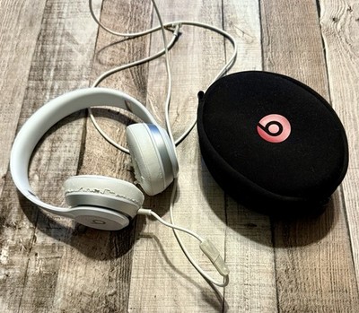 Beats by Dr. Dre Solo HD Wired Headphones White Cable Case Tested Working