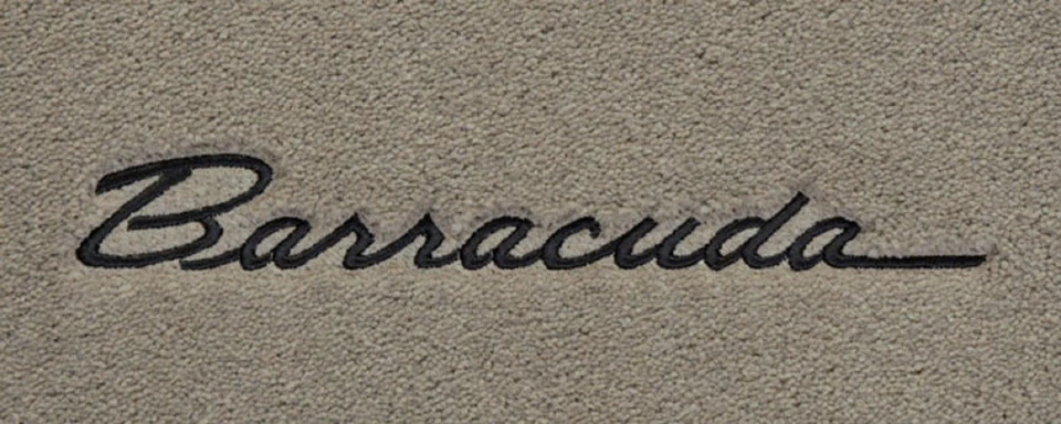 Lloyd Mats Velourtex Plymouth Barracuda Custom Front Floor Mats (1967-1974) Foto 3 de 4