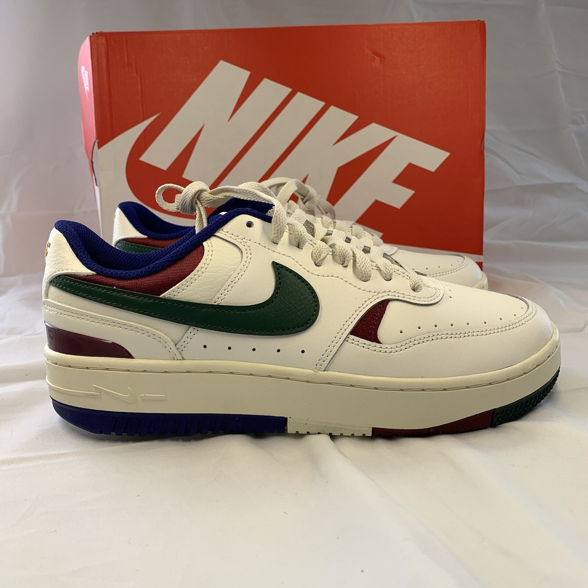 Nike Gamma Force Sail Red Fir Women's Size 11 Shoes Sneakers