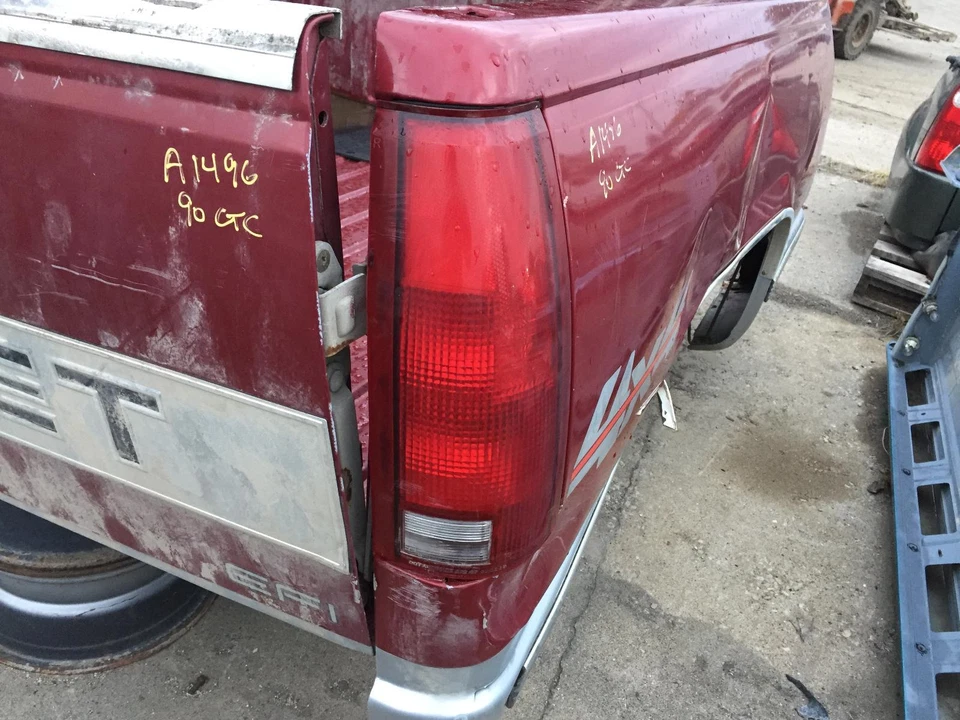 Brazo de control superior superior delantero izquierdo usado se adapta a: Chevrolet Chevrolet 150 1990 Foto 2 de 3