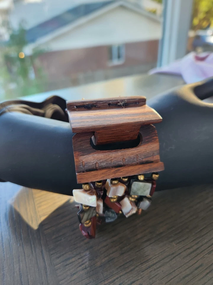 Multi Strand Shell Beaded MAXI Bracelet Wood Clasp Stratch Tropical Vacation  - Image 2 of 4