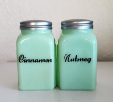 Vtg Jadeite Jadite Green Glass CINNAMON NUTME...