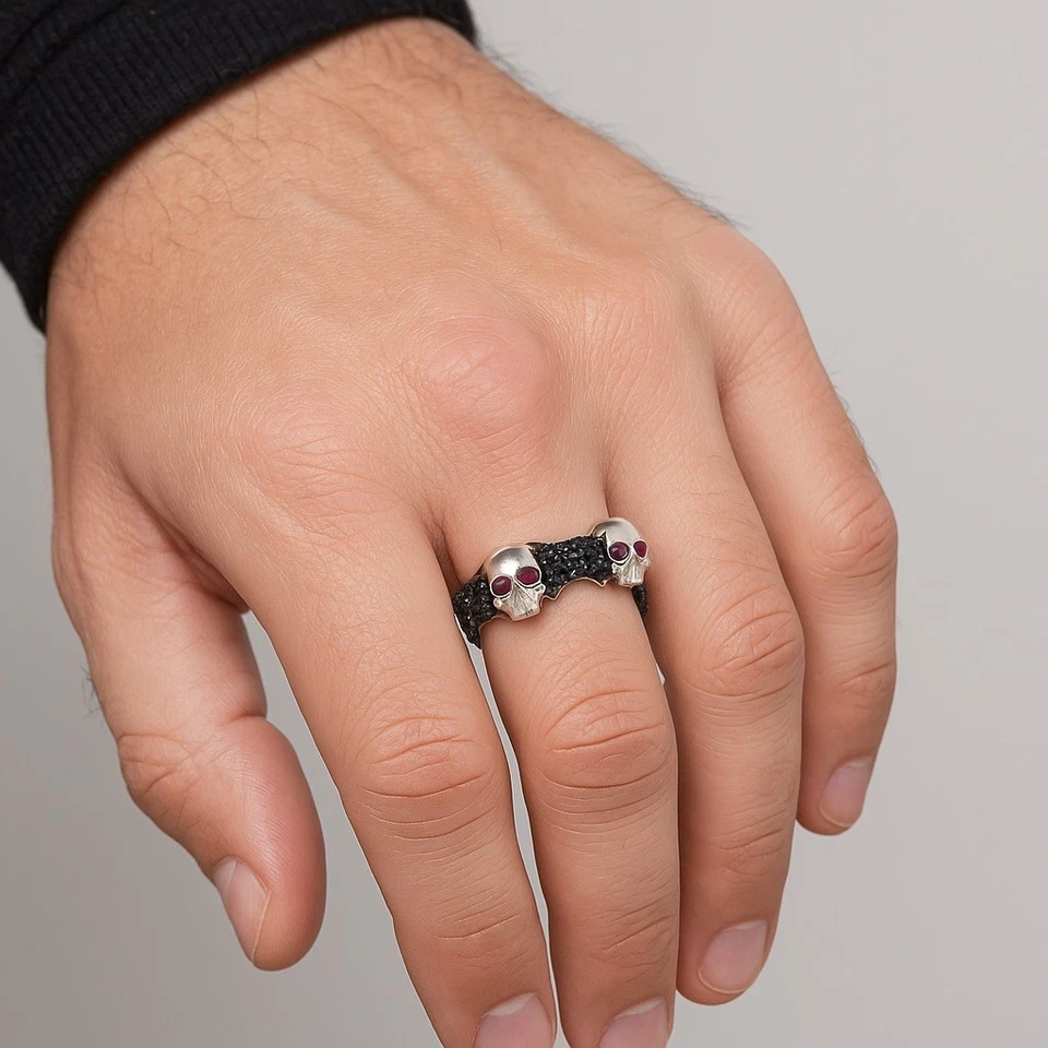 Stephen Webster Heavy 16g Skull Ring Ruby Eyes 2.8ct Pave Sapphires Couture Rare - Image 4 of 4