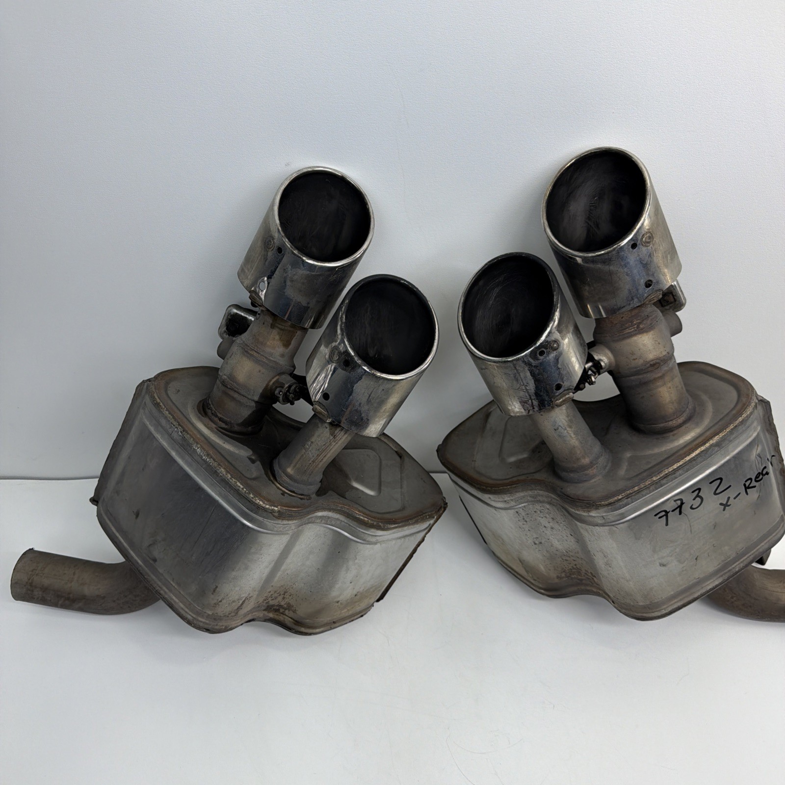 🟢2014 - 2021 Maserati Ghibli Rear Right & Left Exhaust Muffler Tip OEM🟢