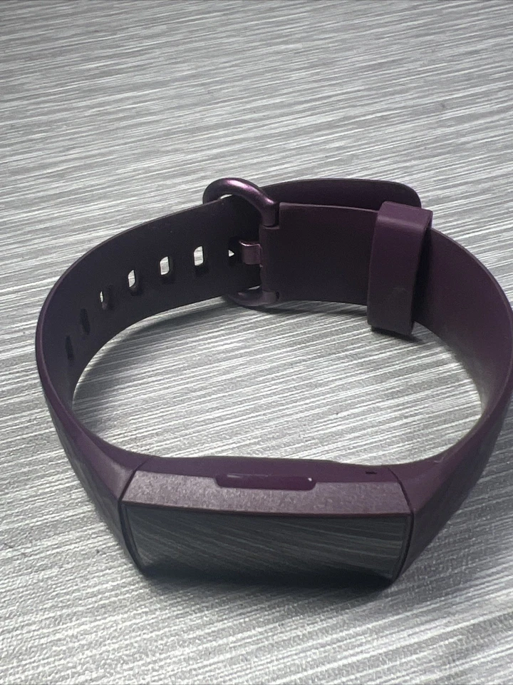 Rastreador de fitness Fitbit Charge 4 - Caja abierta de palo de rosa Foto 3 de 4
