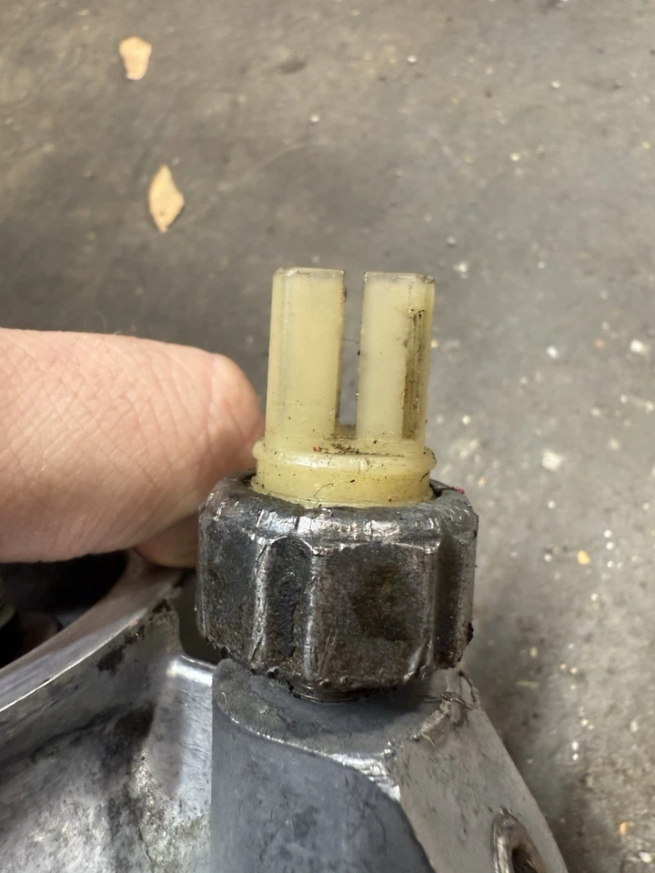 89-98 Nissan 240sx Carcasa Filtro Aceite Motor S13 S14 KA24DE KA24 KA Pedestal Foto 2 de 4