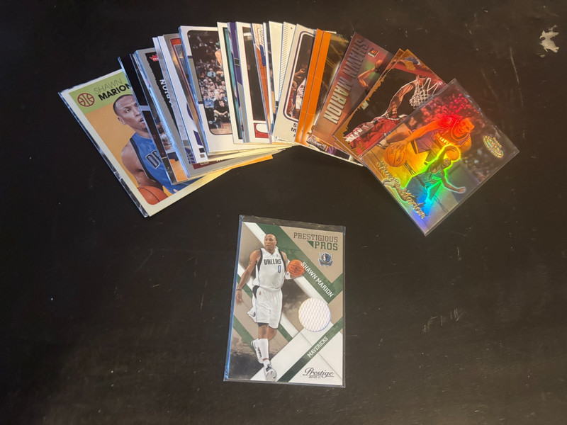 Lot of 36 Shawn Marion UNLV Mavericks basketball cards + game used jersey card