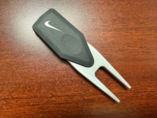 Vintage Nike Golf Divot Repair Tool **NEW**