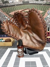 1950s Rawlings George McQuinn “The Claw” First Base Mitt Trap