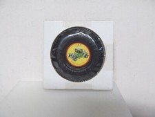 Hot Wheels RED LINE Plastic Button w/ Tab - T-4-2