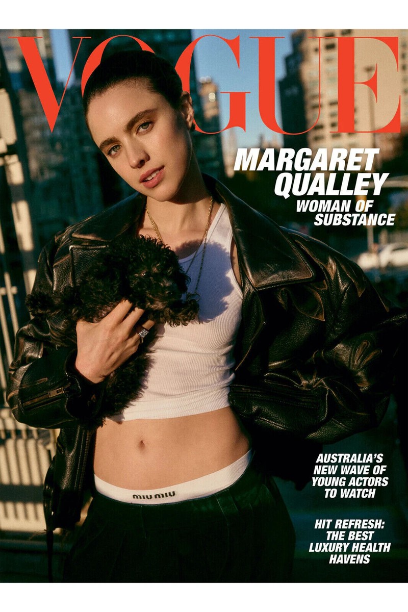 女性情報誌 Vogue Australia Magazine April 2022 女性情報誌 Vogue Australia Magazine April 2022 女性情報誌