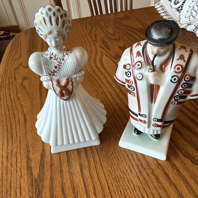 Herend Bride And Groom Figurines