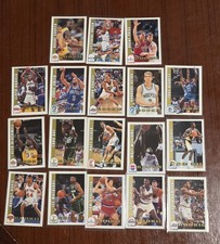 1992-93 NBA Hoops Basketball Rookie Card Lot 18 Cards - Gugliotta, Sealy, Davis