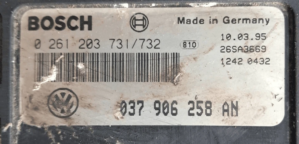 0261203731 Centralina iniezione  VOLKSWAGEN VENTO (1H) 1.8 Ber. 4p/b/1781cc - Immagine 2 di 4