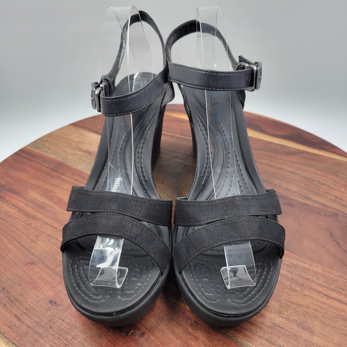 Crocs Leigh II Sandals Women's 11 Black Comfort Strappy Crocs Leigh II Sandals Women's 11 Black Comfort Strappy