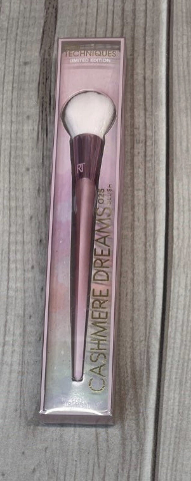 Real Techniques Cashmere Dreams 025 Blush Brush Cream or Powder Limited