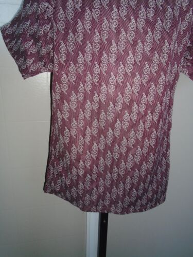 Child's VTG 1970s T Shirt Burgundy w/ White Wheel Pattern Ribbed Neck Sz 14 NOS - Picture 3 of 7