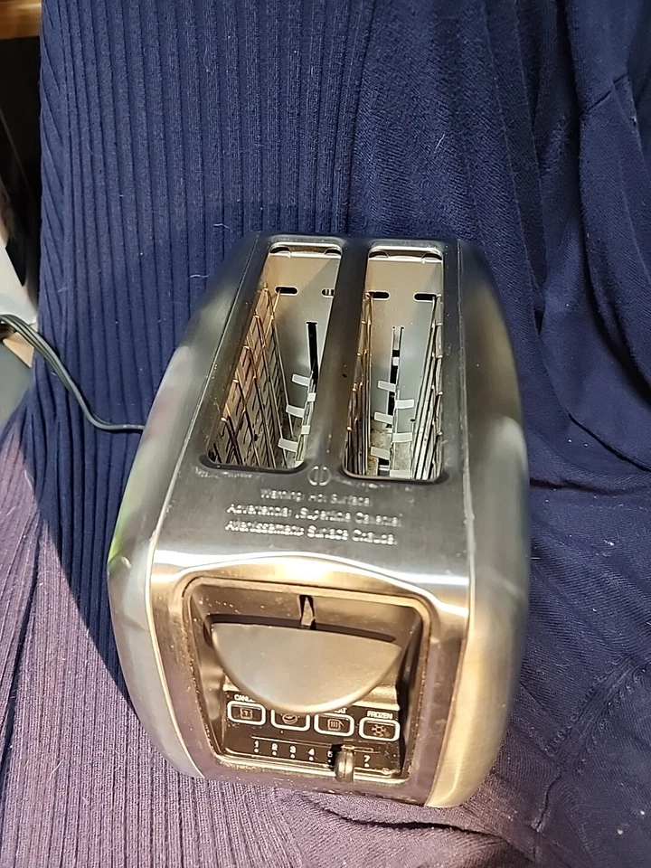 Faberware Wide Slot Bagel Toaster /Defrosting 2 Slice - Image 2 of 4