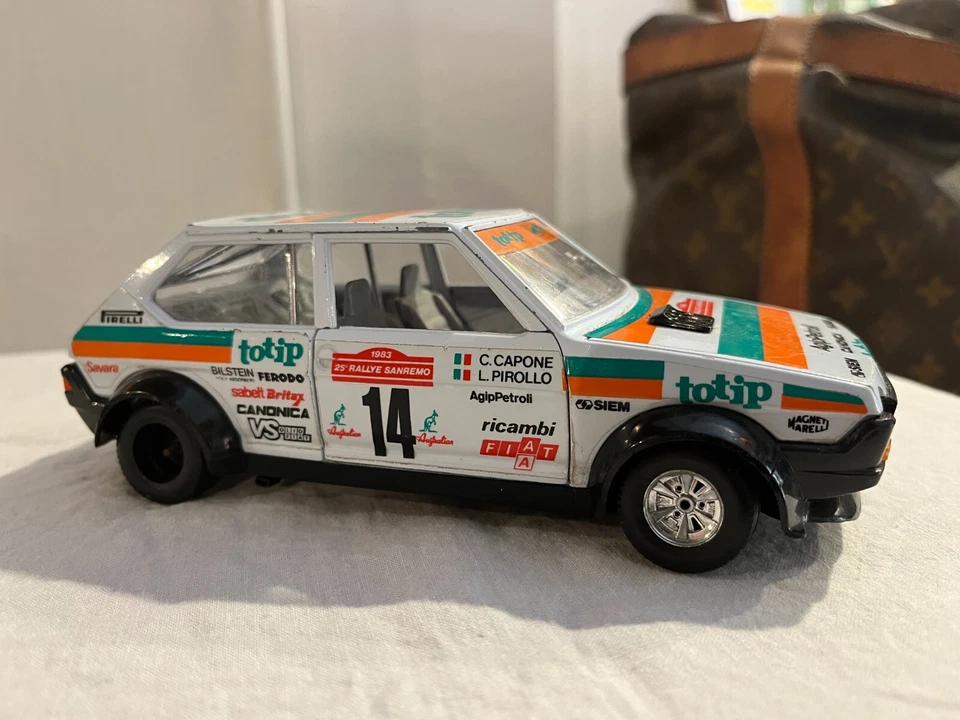 Fiat Ritmo Abarth Burago 1/24 25° RALLYE SANREMO 1983 TOTIP CAPONE PIROLLO rara - Immagine 2 di 4