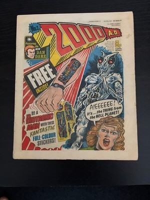 2000AD Prog 2, Second edition first issue with Judge Dredd (very good condition)