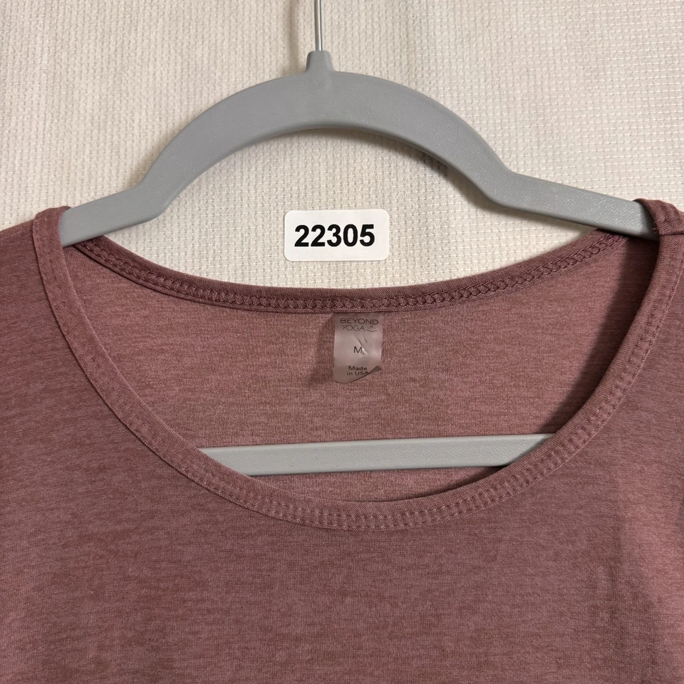 Beyond Yoga Women's Size Medium Red Featherweight Daydreamer Pullover Shirt - Image 4 of 4