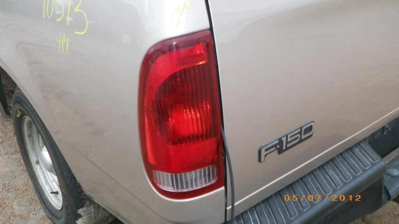 Brazo de control inferior delantero del conductor 10/16/01 compatible con 97-02 EXPEDITION 841939 Foto 4 de 4