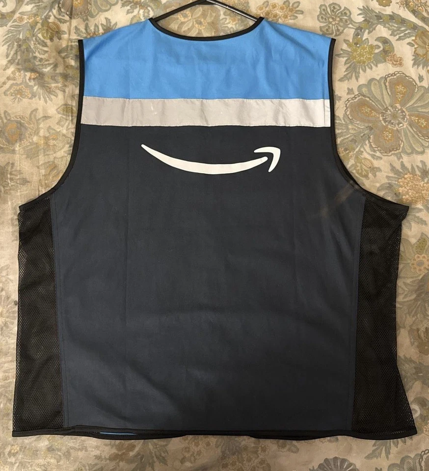 Amazon Luly Yang Safety Driver Vest XL Reflective Uniform Blue Vest - Image 2 of 3