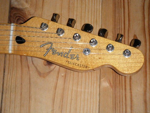 FENDER JAPAN 2013 Re TELECASTER Butterscotch Blonde 1952 GIG BAG Ship from JAPAN - Picture 2 of 8