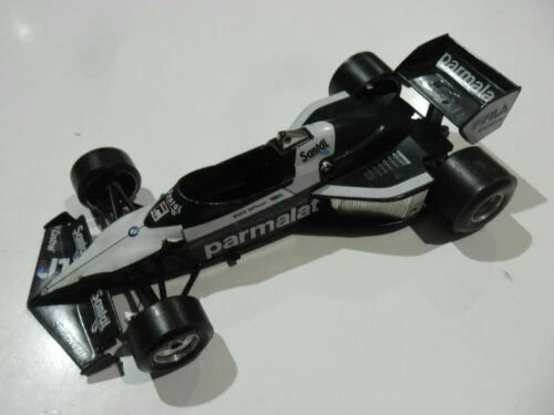 Modellini statici di auto da corsa Formula 1 Burago brabham