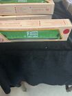 Ho Scale "Conagra" Ptlx 34695 3-Bay Covered Hopper Freight Train Car / Ihc Brand