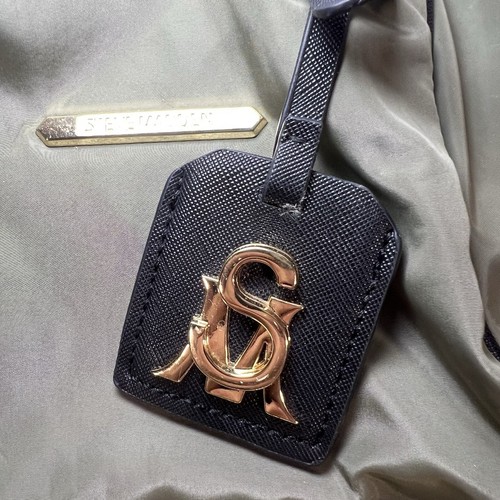 Steve Madden Embossed Backpack Green Olive Gold Hardware Free Shipping Excellent - Picture 2 of 8