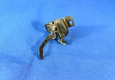 2005 - 2010 CHRYSLER 300C SRT8 OEM BONNET HOOD LOCK RELEASE HANDLE LATCH LEVER