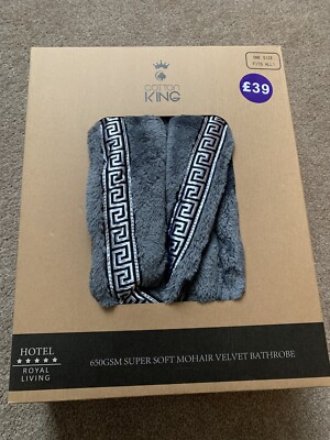 Bathrobe/gown Women Mohair brand new 