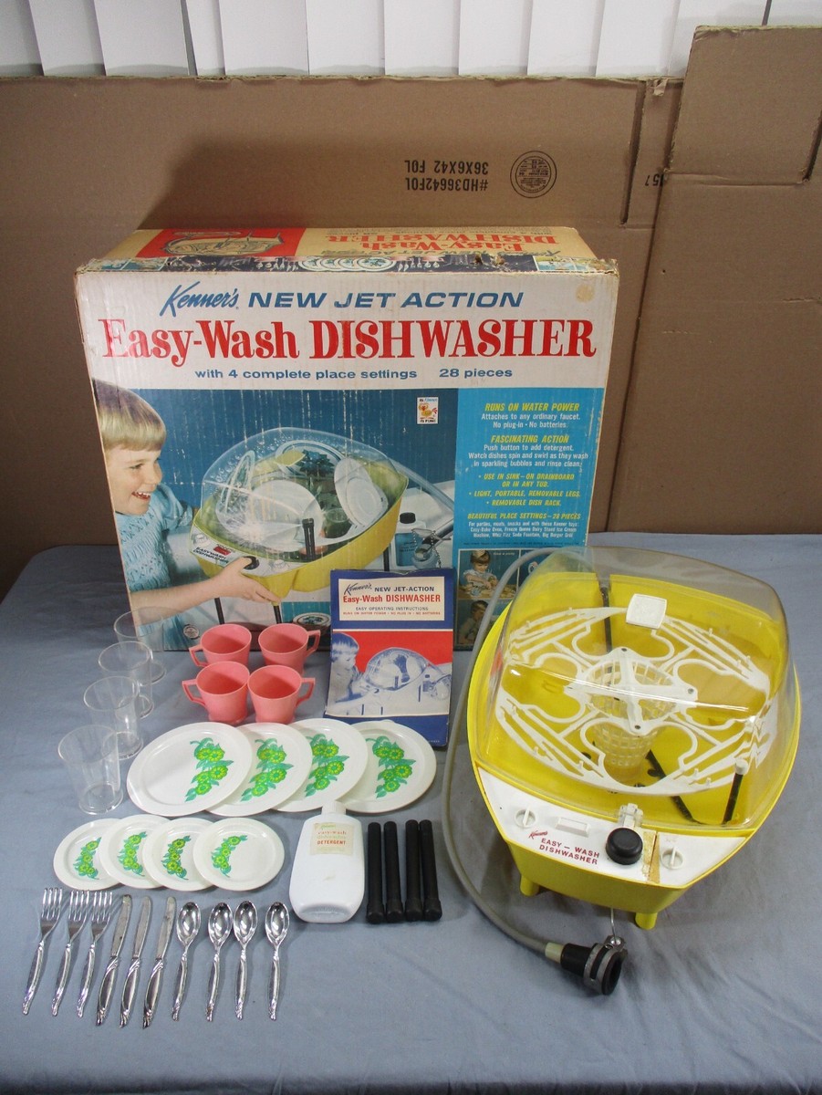 Vintage 1967 Kenner Easy Wash Dishwasher in Original Box w/ Plates Cups  Utensils