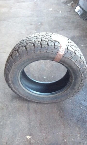 2016 Ford F250SD Super Duty Tire 275 65 R20 126 123S General Grabber - Image 2 of 4