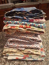 LOT OF 10 VINTAGE UNOPENED FEEDSACKS - FLORALS & NOVELTY!