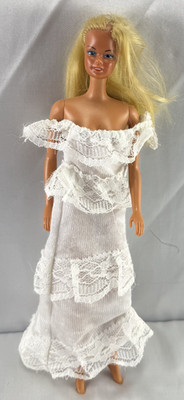 Schöne Vintage Barbie Mattel Inc. ''1966'' aus Philippines mit Kleid  #9