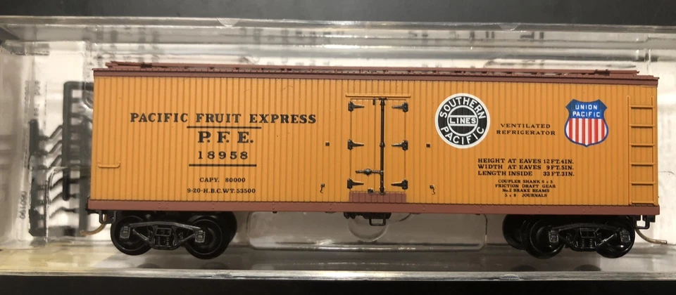 (9) N Scale Micro-Trains Wood Ice Reefer Lot - Miller Beer Pacific Fruit Express - Image 3 of 4