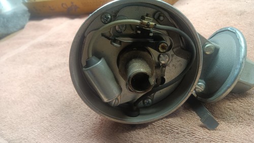 Ford 351w motor craft 12127 Distributor Vacuum - Picture 4 of 6