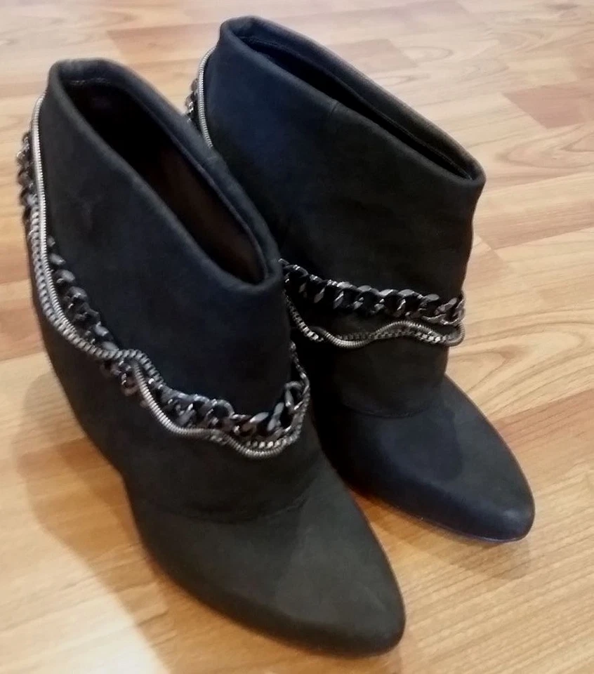 BOUTIQUE 9 BOTINES NEGROS BOTAS ZAPATOS, Talla L 9 Usado en Excelente Condición Foto 2 de 4