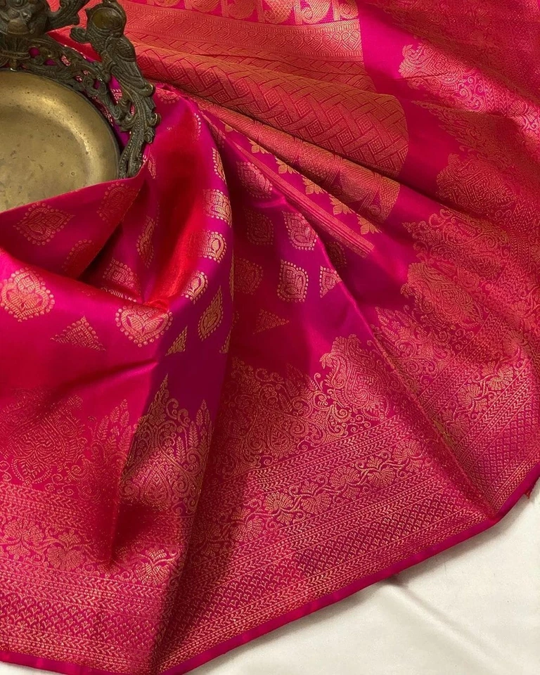 Sari de seda Kanjivaram suave puro Banarasi para mujer con pieza de blusa para boda Foto 4 de 4